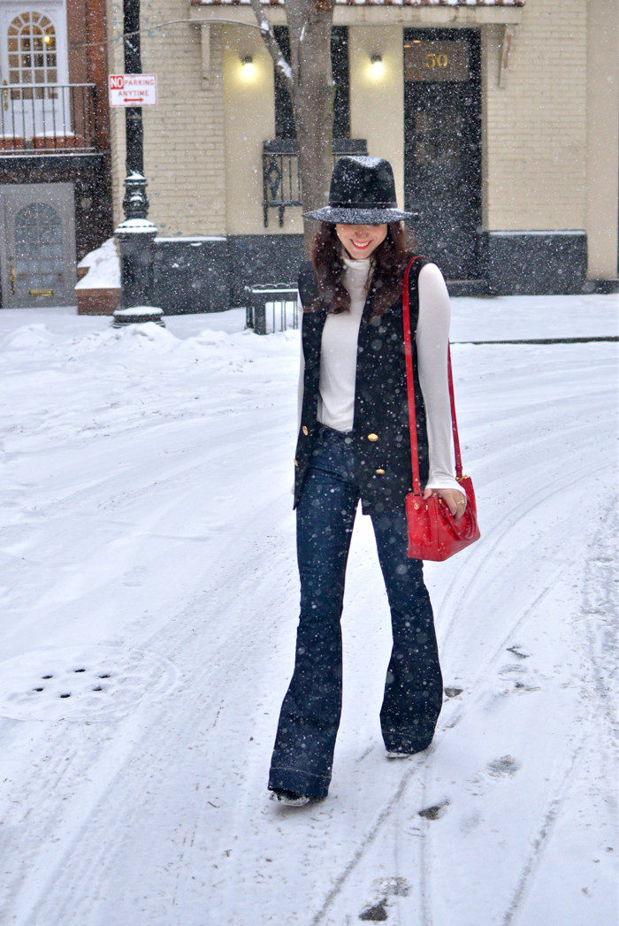 Christine-Cameron-My-Style-Pill-Snowy-New-York-Top-Shop-Faux-Fur-Coat7-700x1047