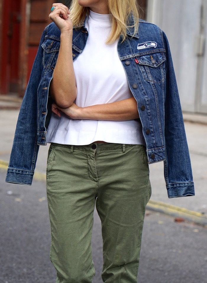 christine-cameron-of-my-style-pill-wearing-a-levis-seahawks-nfl-denim-jacket-4