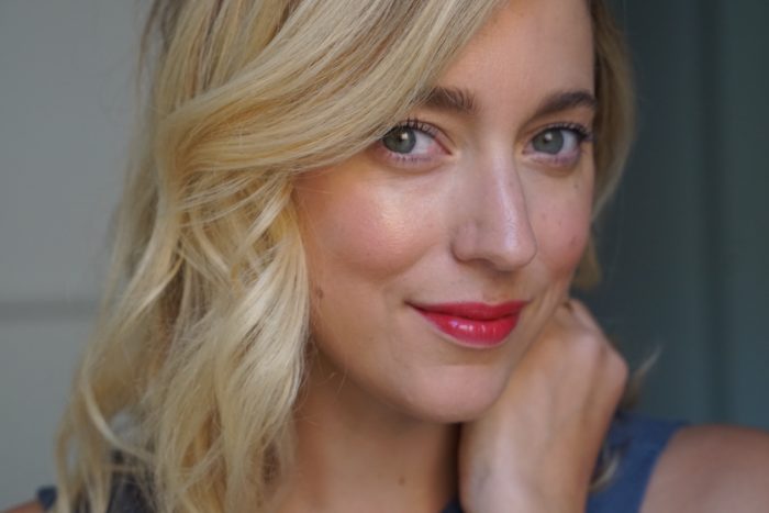 christine-cameron-writes-a-makeup-tutoria-with-real-techniques-sponges-10