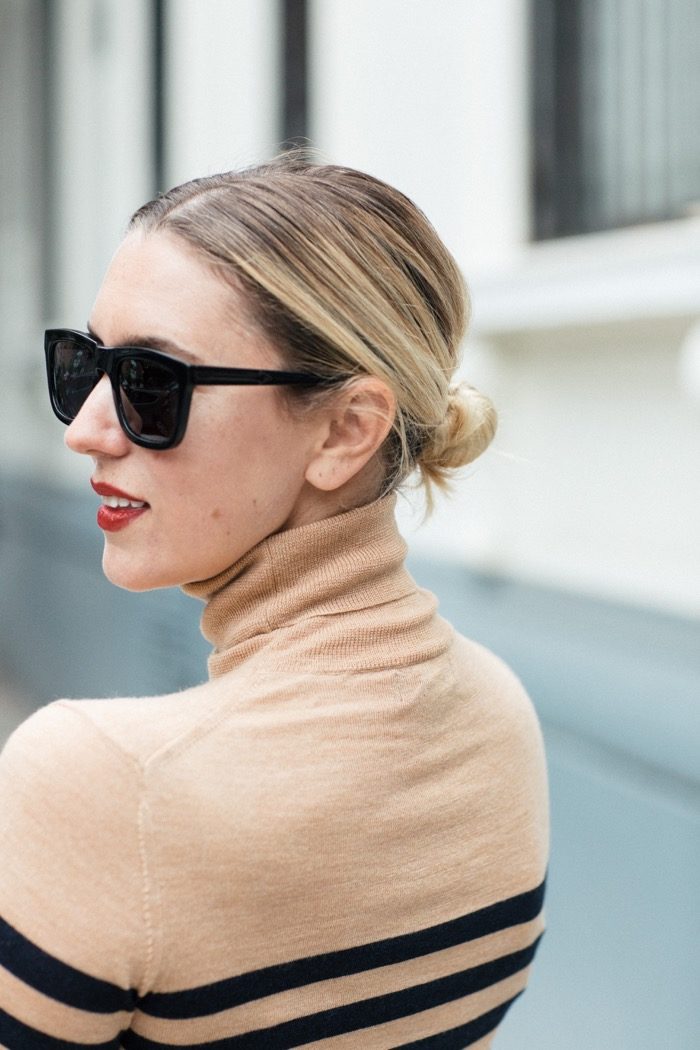 christine-cameron-of-my-style-pill-wearing-a-camel-and-navy-striped-banana-republic-sweater-1